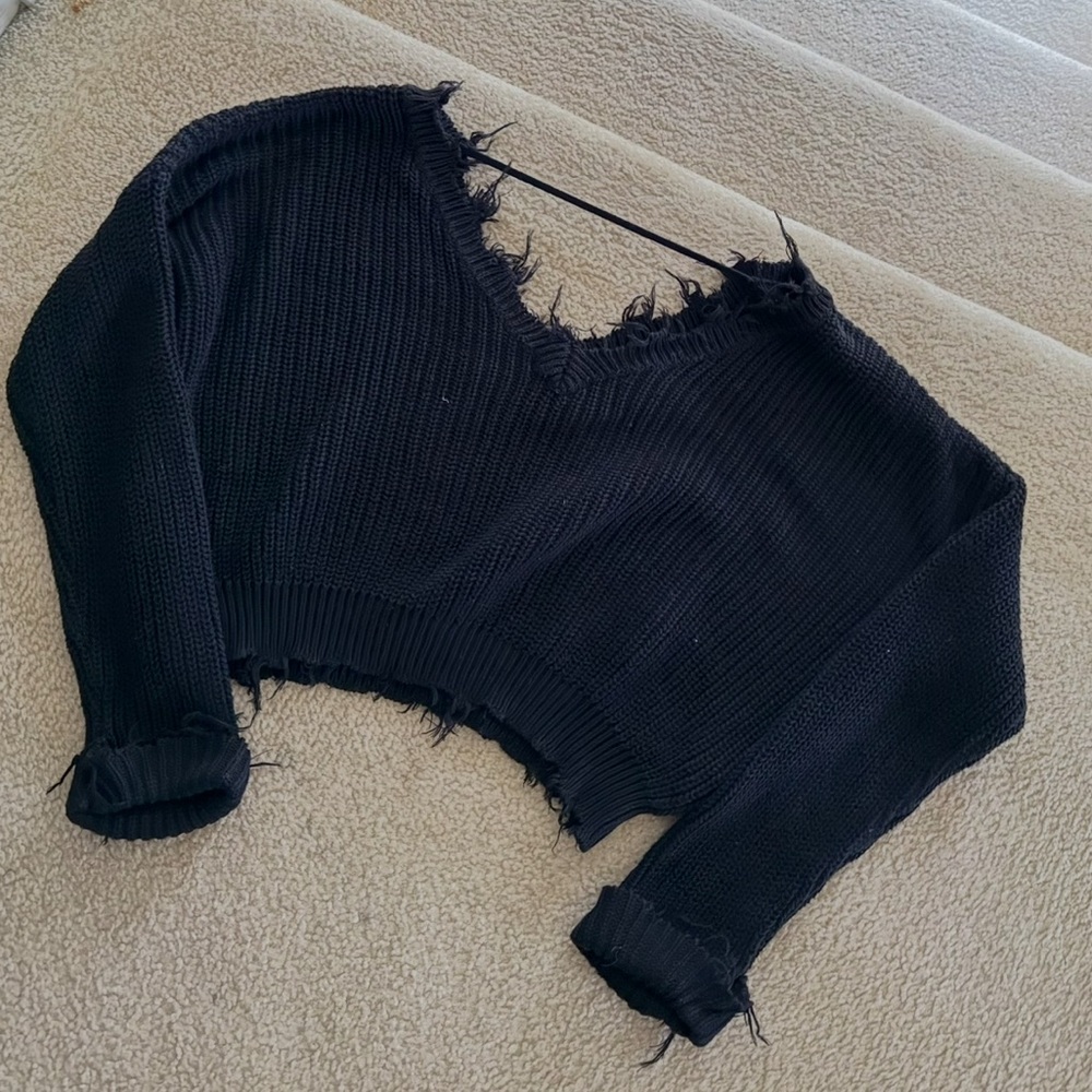 Forever 21 Cropped Distressed Sweater
